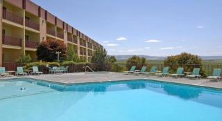 Red Lion Hotel Pendleton - 2