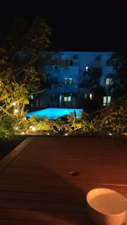 Comme Chez Soi - 1
