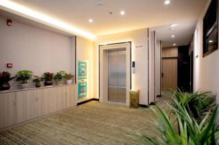 GreenTree Inn Express Shanghai Pudong Lingang New City Yunhan Road - 6