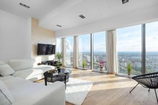 Sky Tower Apartament z Widokiem na Miasto we Wrocławiu by Renters Prestige - 5