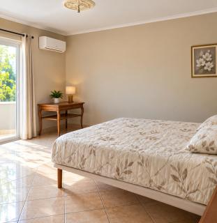 Charming Casapulla Stay Near the Royal Palace of Caserta - 0