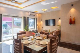 ALAYA STAYS Casa Bianca Pet-Friendly 3 BHK Villa with Private Plunge Pool, Cascading Waterfall, Gazebo, Treetop Balconies & Garden Lawn - 2