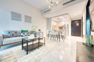 Stylish 1 Br Pool & World Class Gym - 5