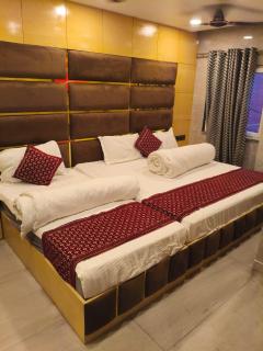Hotel C G Villa Newly Built 2 Mins From Connaught Place and Railway Station & 5 Mins From VFS Shivaji Stadium Metro Station - 0