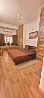 Retreat Lakeside Homestay - 1