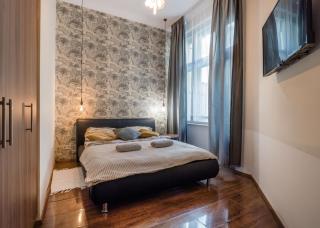 Central 2BR & 2BA by Fashion Street - 9
