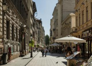 Central 2BR & 2BA by Fashion Street - 8