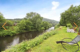 2BD cottage, parking, hot tub, contractors&holiday - 2