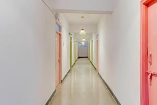 Capital O Elite Stay Jp Nagar Near SRI SATHYA GANAPATHI SHIRDI SAIBABA Temple - 5