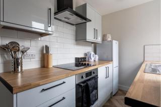 Spacious 3BR Home, Darlington - 8
