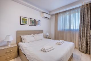 Beautiful 2BR San Gwann home with Valley and Sea Views - 7