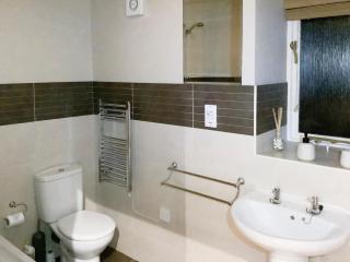 Bramble Cottage - 2
