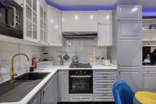 Azure Gold Apartment - 5