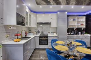 Azure Gold Apartment - 0