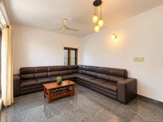 Private 2BHK Villa on Sprawling 50-Cent Estate - 7