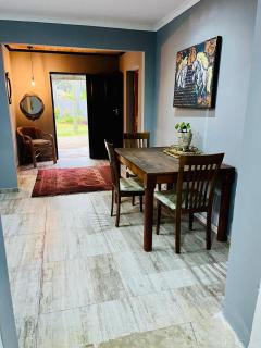 FollyFoot Manor - 9