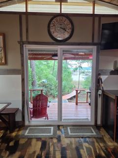 Waterfront Guest House S Toledo Bend TX pets OK - 9