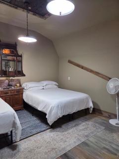 Waterfront Guest House S Toledo Bend TX pets OK - 1