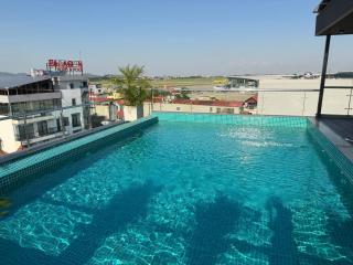 PARAGON 2 BOUTIQUE HOTEL And POOL - 8