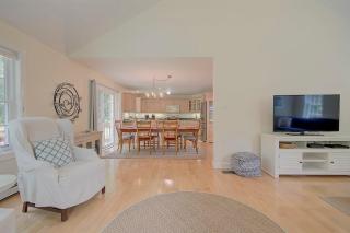 Spacious home with deck and fire pit - 2