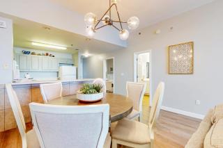 Bright getaway w gorgeous views - close to restaurants - 2