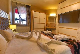 Manhattan Hotel - 4