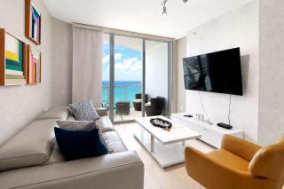 29th Floor Oceanfront 3BR 3 Terraces - 9