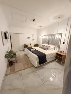 Nahango Luxury Suites - 5