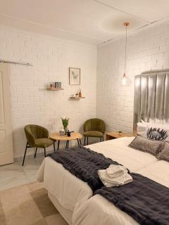 Nahango Luxury Suites - 2