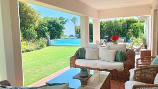 Secret Garden Villa - 3BD with Pool & Ocean Peek - 1