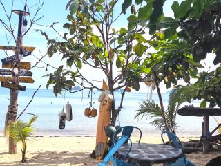 AuraLaut Oceanfront Cabin Stay - 6