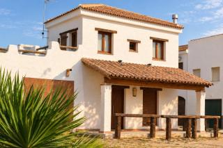 Casa con Terraza, Wi-fi y Aire acondicionado en El Rocío, Lincea Home - 6