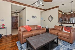 15m to Dyess AFB - 3BR Fenced Yard - 3