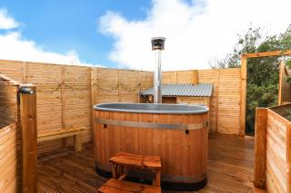 Copa by Birch Stays Extra night free - 8