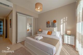 Ollystays Seaview Mangroovy 2BR, Beach & Pool Free Access - 5
