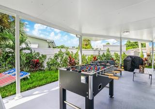 Family 5BR Miami Resort Pool, Sports & BBQ Oasis L04 - 6