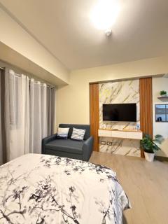 Cozy DREAM at One Manhattan - 8