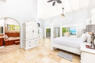 Breathtaking Chalk Sound Private Pool Sunset Villa - 3
