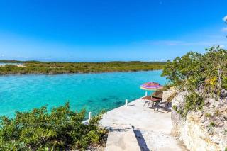 Breathtaking Chalk Sound Private Pool Sunset Villa - 8