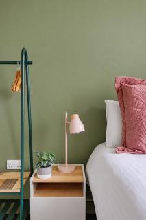 City Centre Apartment with Parking and Terrace - 2