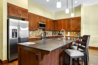 Luxury 3 Bedroom Water House On Main Street Condo W Pool, Hot Tubs, Fitness Center! - 6