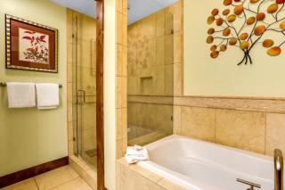 Luxury 3 Bedroom Water House On Main Street Condo W Pool, Hot Tubs, Fitness Center! - 1