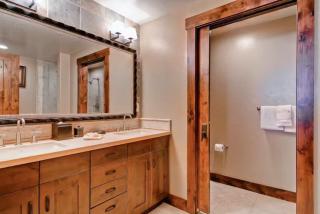 3 Bedroom Mountain Condo On Main Street - Walk To Lift, Onsite Pool, Luxury-Rated! - 2
