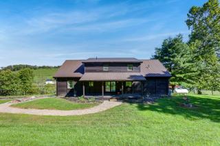 Amish Country Gem w/ Pond View! 'Crooked Zebra' - 8