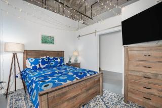 5103 Peters New Industrial Loft on Lebanon Bike Trail - 1