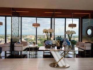SR7 The Astra Sky River, Chiang Mai's most exclusive serviced apartment with an ultra-long infinity pool - 8