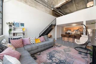 New Industrial Loft Space on River and Bike Trail - 9