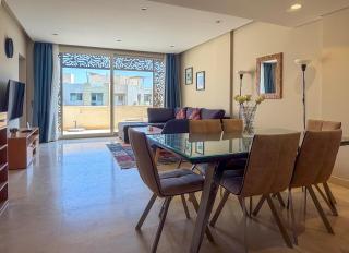Walk to Beach, Seaview 2BR, Pool Free Access, Mangroovy! Ollystays - Hurghada - 5