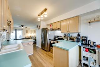 Bayfront Haven w/ Boat Dock! 4 Mi to Bethany Beach - 6