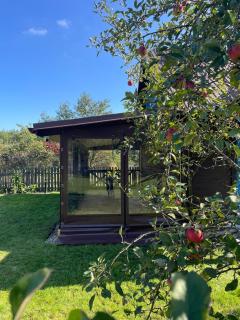 PODLASKA CHATKA Premium Cottage przy lesie, z osłoniętym tarasem i światłowodem - 9